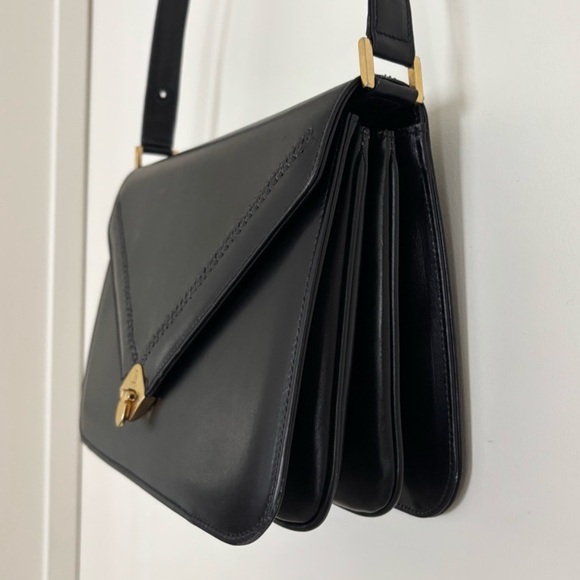 Bally vintage 90’s smooth leather black shoulder bag - Picture 6 of 15